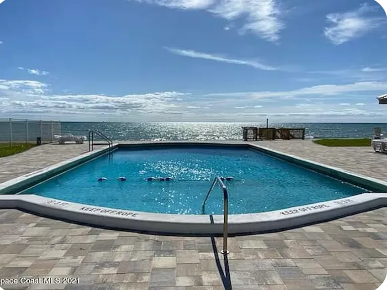 1273 Jimmy Buffett Memorial Hwy #101 — Photo 1