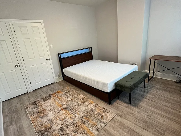 2048 N Darien St — Photo 13