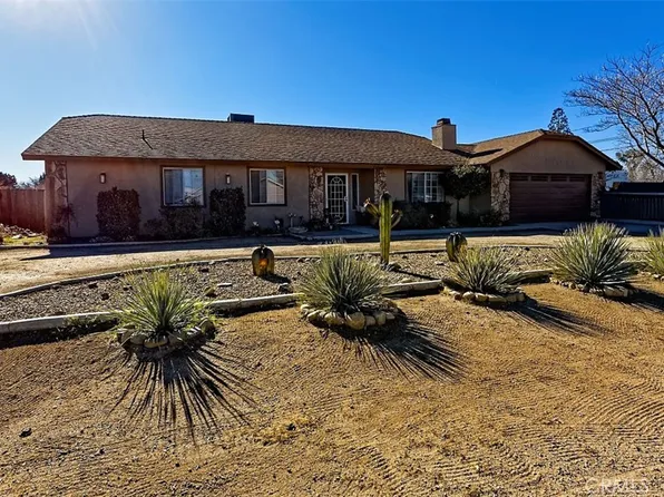 14777 El Centro St, Hesperia, CA 92345