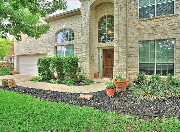 2nd image of 2607 Crestfield Pl