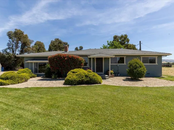 11370 Center Ave, Gilroy, CA 95020