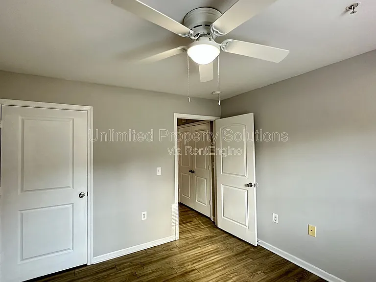 370 S Kerr Ave #106 — Photo 7