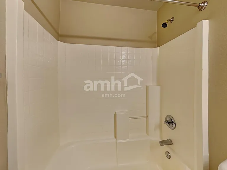 9454 W Virginia Ave — Photo 13