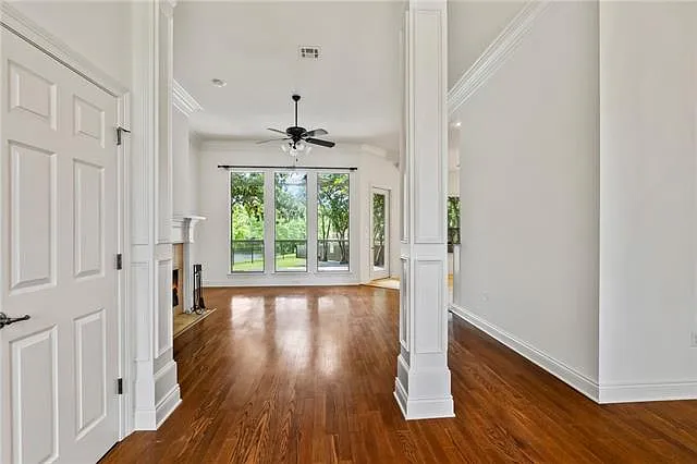 332 Autumn Creek Dr — Photo 5