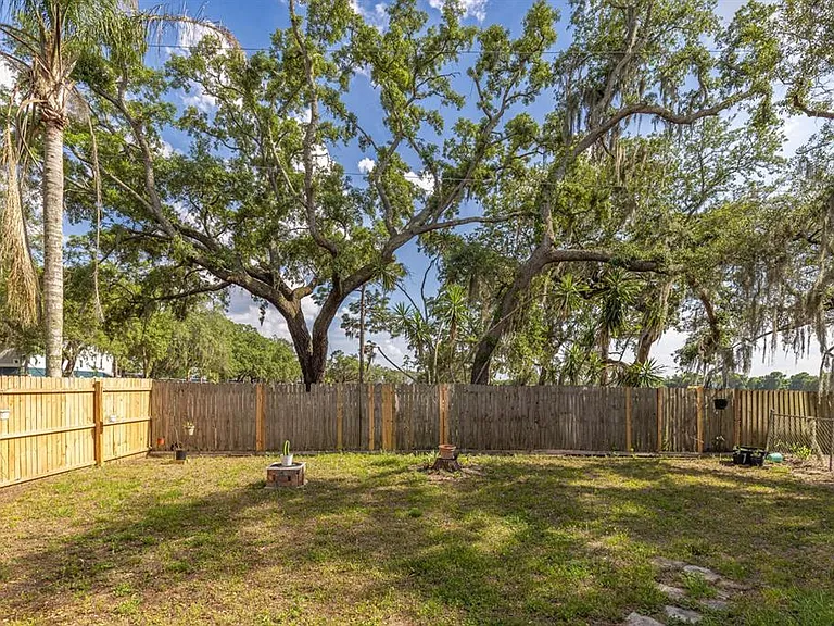 12102 Walden Woods Dr — Photo 21
