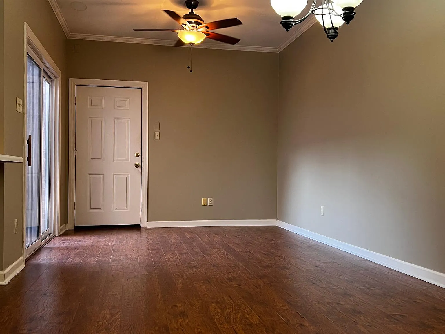 1560 Kirby Pkwy — Photo 3