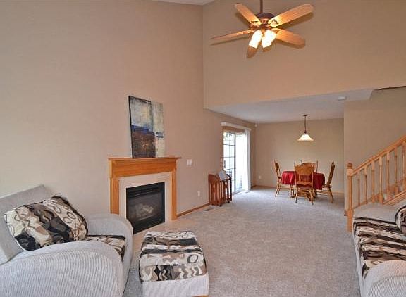 3rd image of 7965 Forest Blvd APT A