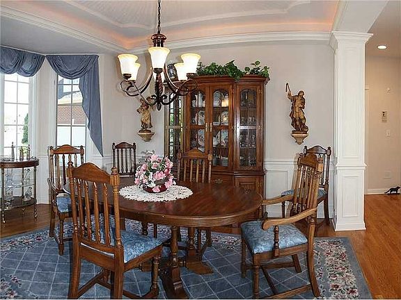 3rd image of 10243 Port View Ln