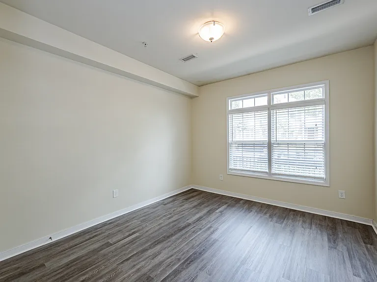3927 Liesfeld Pl — Photo 35
