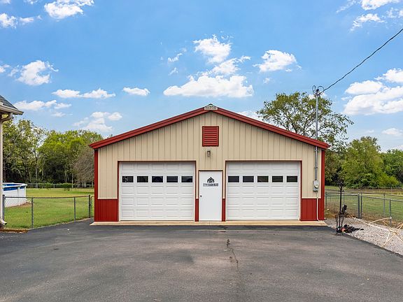 5th image of 407 Goshen Rd