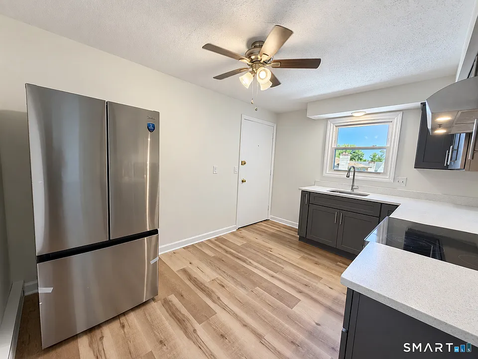 21 Weybosset St #4