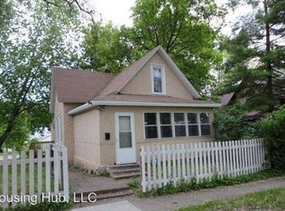 1227 Galtier St, Saint Paul, MN 55117
