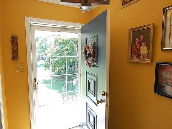 2nd image of 409 Elwood Ln