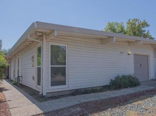 8744 Ski Ct, Elk Grove, CA 95624