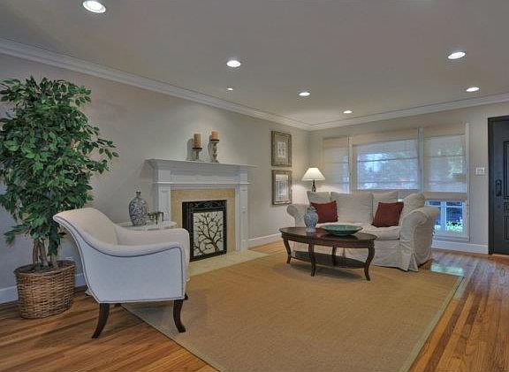 3rd image of 113 Bryant Ave