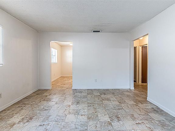 5th image of 1408 E 139th Ave