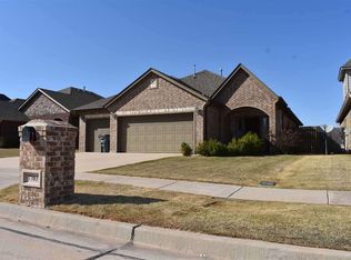 7703 SW Marshall Dr, Lawton, OK 73505