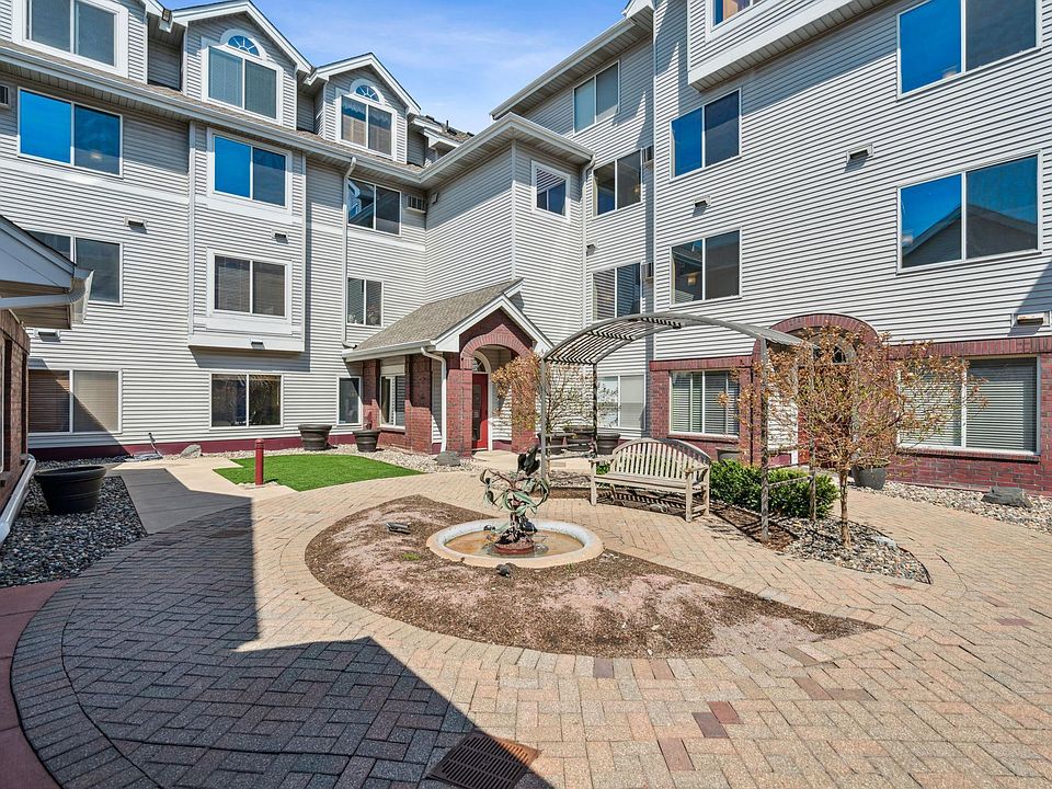1st image of 7520 Edinborough Way APT 2105