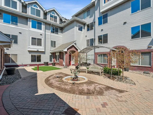 7520 Edinborough Way APT 2105, Edina, MN 55435