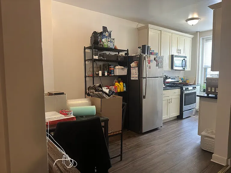 24-20 29th St #2 — Photo 3