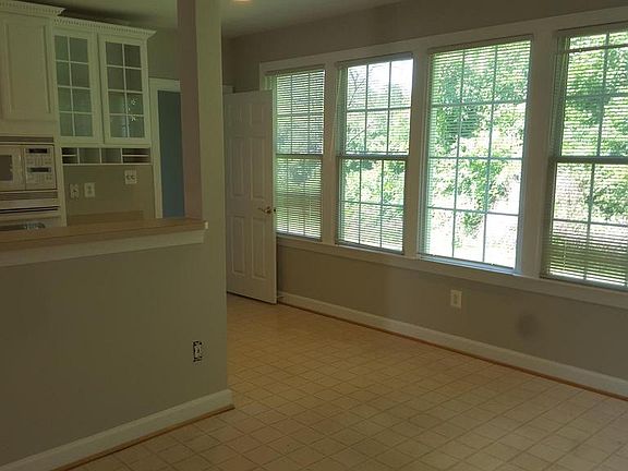4th image of 5790 Tinkers Ln