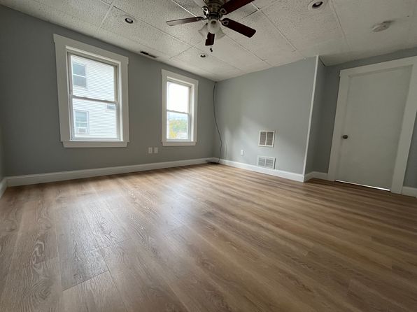 717 Main St #2