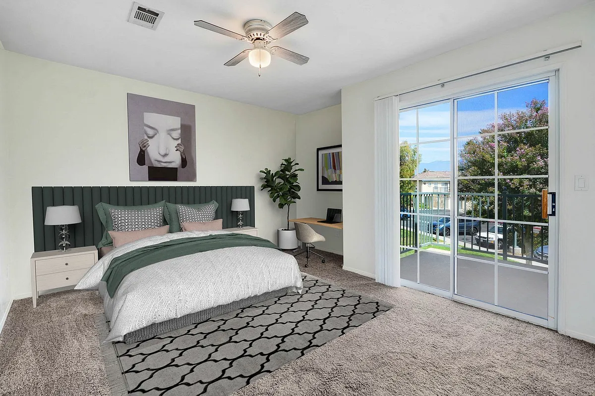 Building Photo - La Villa Apartments