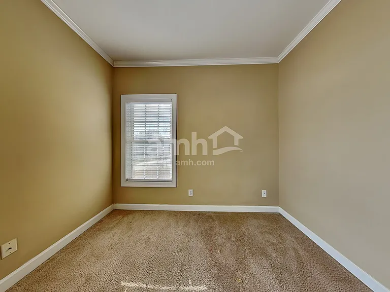 4700 Greenfield Way Dr — Photo 15