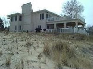 4 Shore Dr, Portage, IN 46368