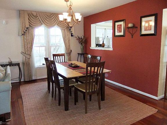 5th image of 14365 Nandina Ct