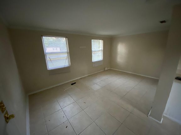 4th image of 10528 Suomi St