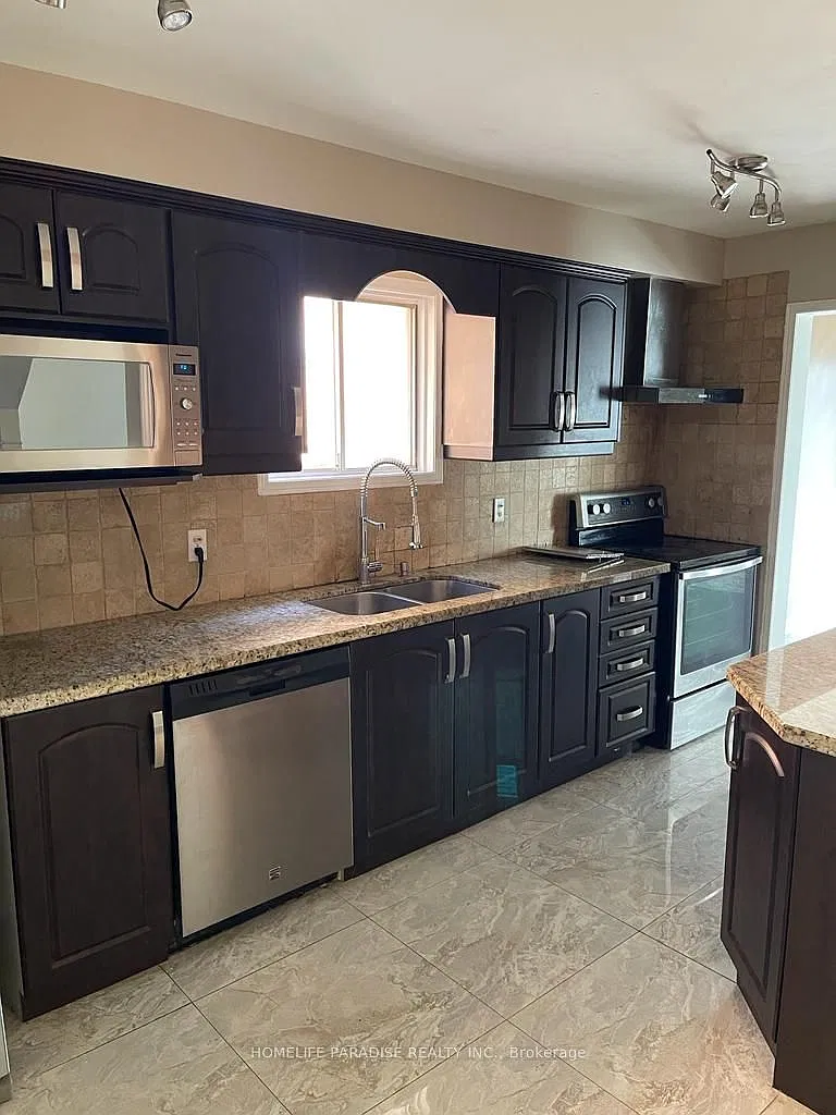 3 bed, $3,800 — Photo 3