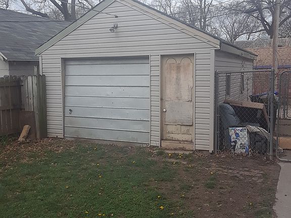 Garage(No driveway) 