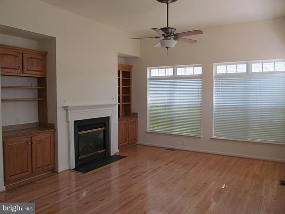 4th image of 5829 Drexal Ave