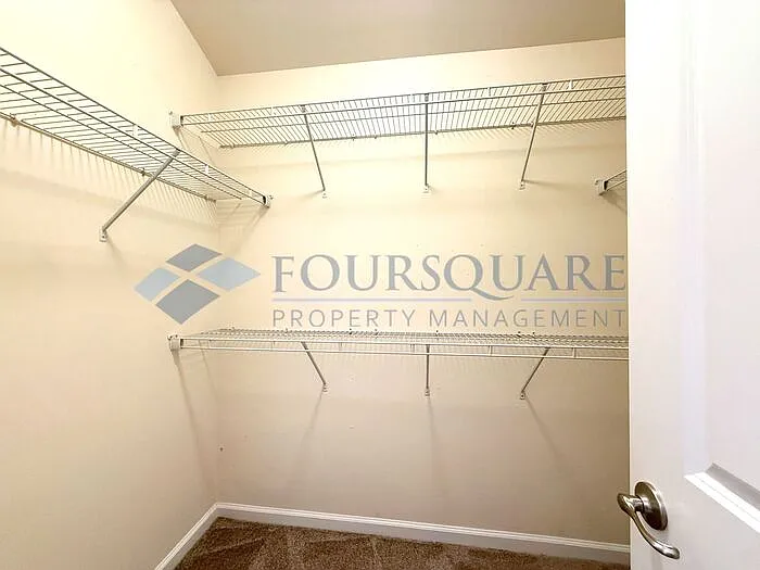 1016 Hildebran Ln — Photo 41