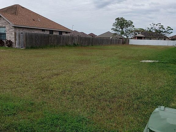 3rd image of 3053 Resaca Vista Dr