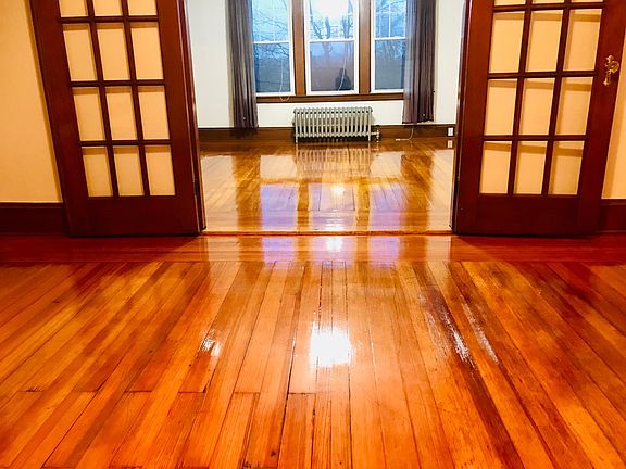 3rd image of 48 Harris Ave