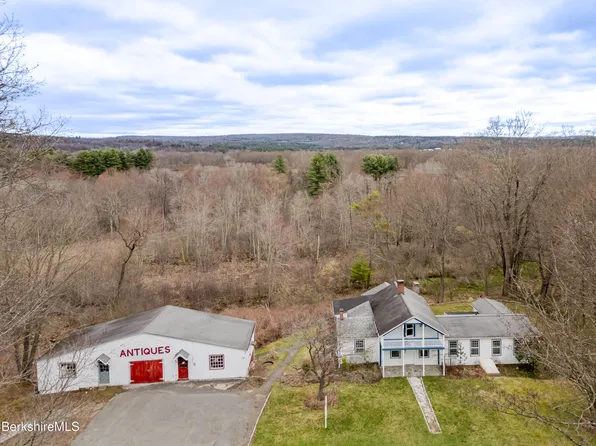 107 S Main St, Sheffield, MA 01257