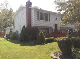 35 Mercury Dr, Rochester, NY 14624
