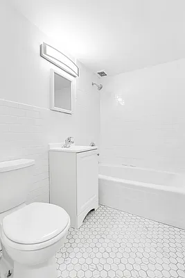 Rented by Douglas Elliman | media 15