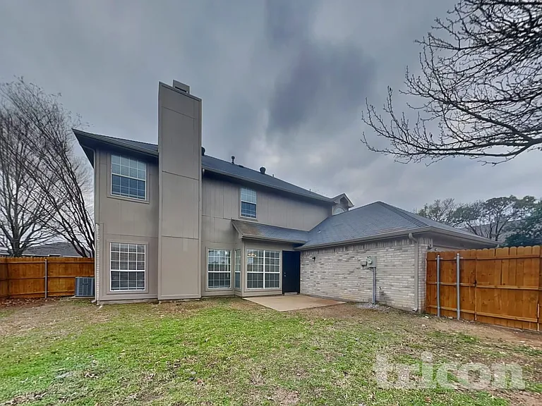 1226 Paul Dr — Photo 17