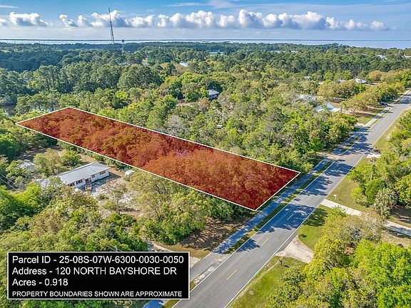 3rd image of 120 N Bayshore Dr