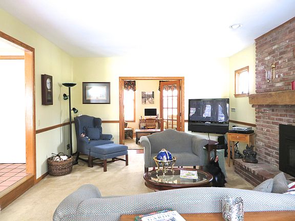 4th image of 174 Silver Valley Blvd