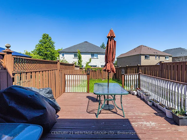 8 Caruso Dr — Photo 26