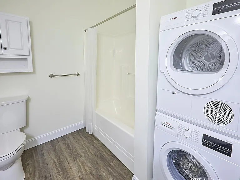 Small 1-Bedroom