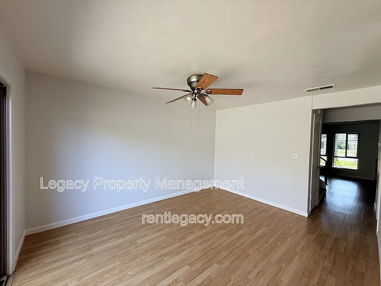 339 Bridge Pl — Photo 21