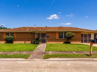 4725 Charlene Dr, New Orleans, LA 70127