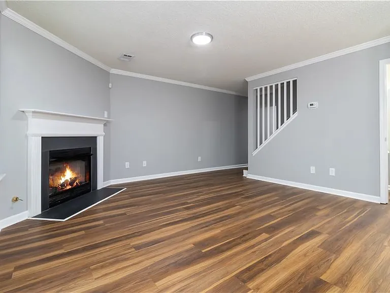 897 Brickleridge Ln SE — Photo 6