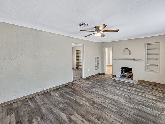 5th image of 225 E Aguilar St