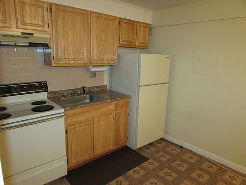 1st image of 15 Elmwood Ave